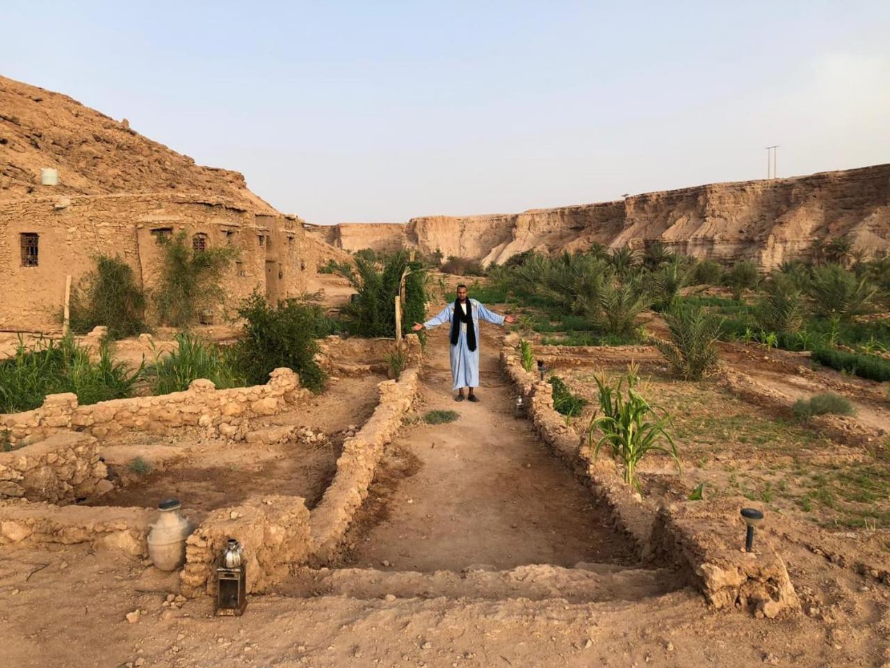 Amoudou Lodge Camp Tissint Bagian luar foto